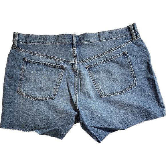 OLD Navy High Waisted Slouchy Cut-Off Jean Shorts (Z25) - Picture 2 of 5